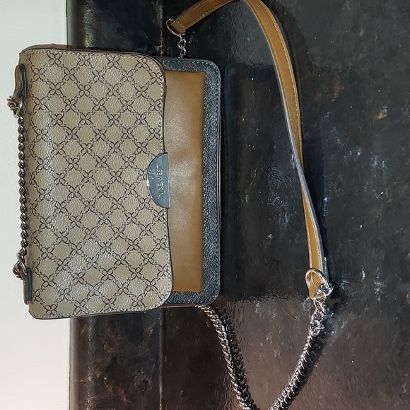 Nine West Handbags - Nine West Faux Leather Crossbody
